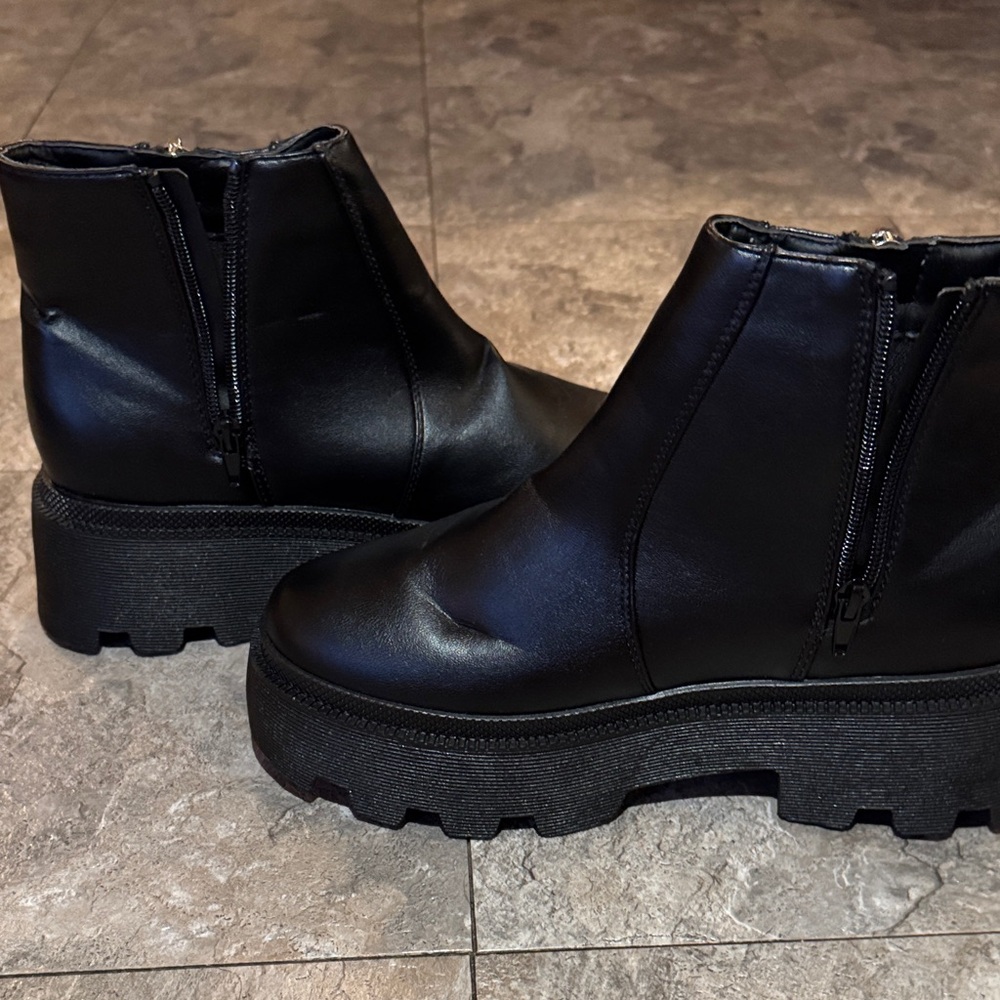 Forever 21 Black Combat Boots 👽 - Picture 3 of 9
